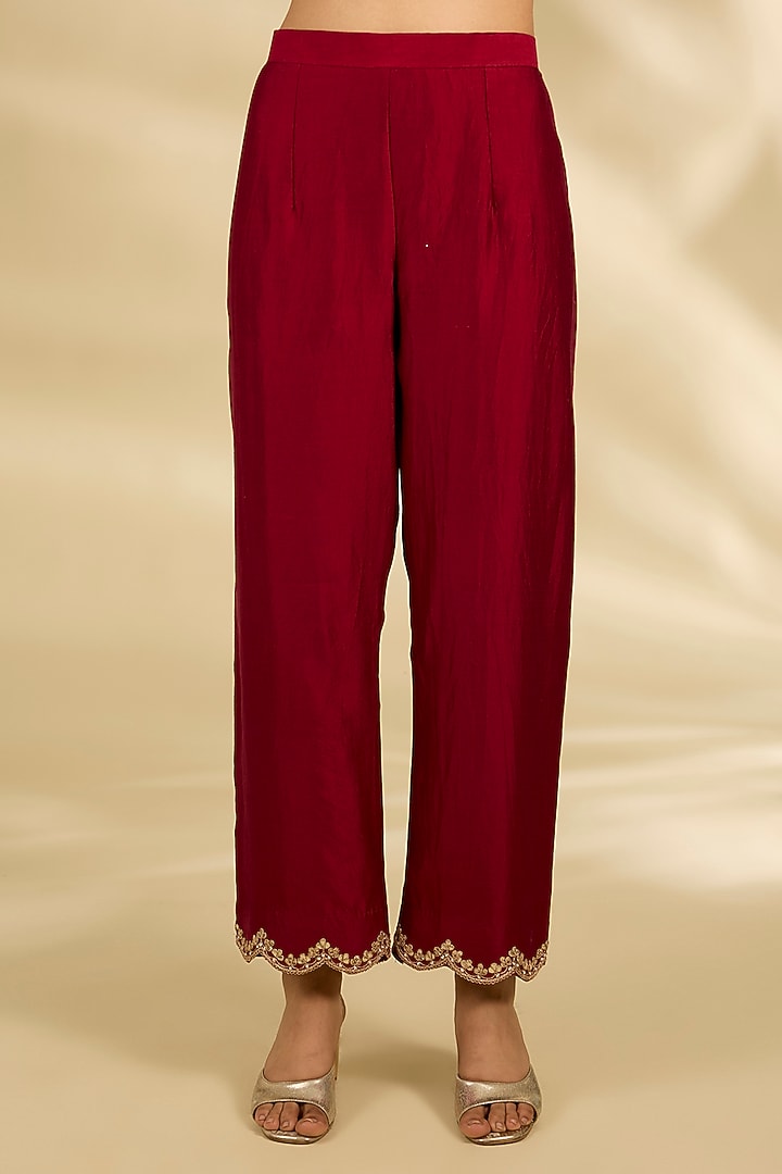 Maroon Spun Silk Pearl Work Kurta Set by SURBHI SHAH at Pernia's Pop Up Shop