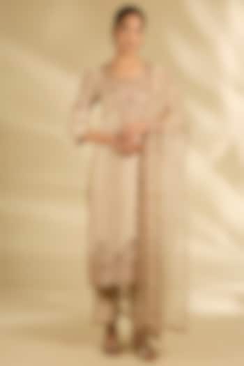 Pearl White Spun Silk Sequins Work Kurta Set by SURBHI SHAH at Pernia's Pop Up Shop