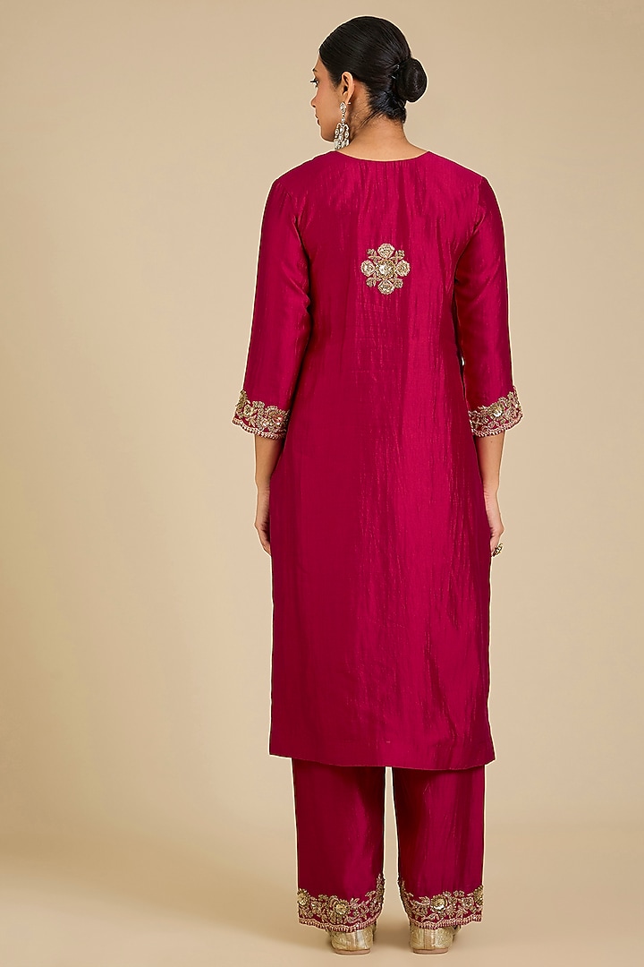 Maroon Spun Silk Zardosi Embroidered Kurta Set by SURBHI SHAH at Pernia's Pop Up Shop