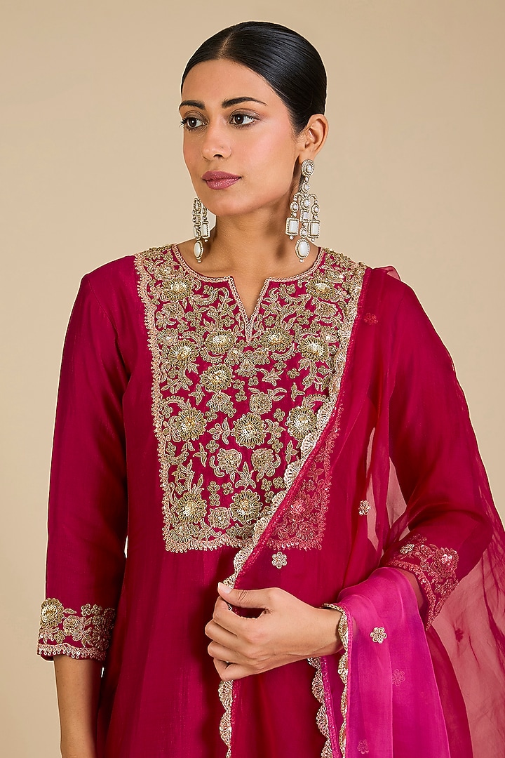Maroon Spun Silk Zardosi Embroidered Kurta Set by SURBHI SHAH at Pernia's Pop Up Shop