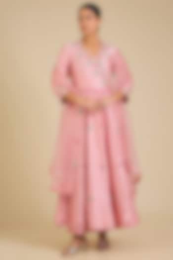Powder Pink Spun Silk Marori Work Angrakha Kurta Set by SURBHI SHAH at Pernia's Pop Up Shop