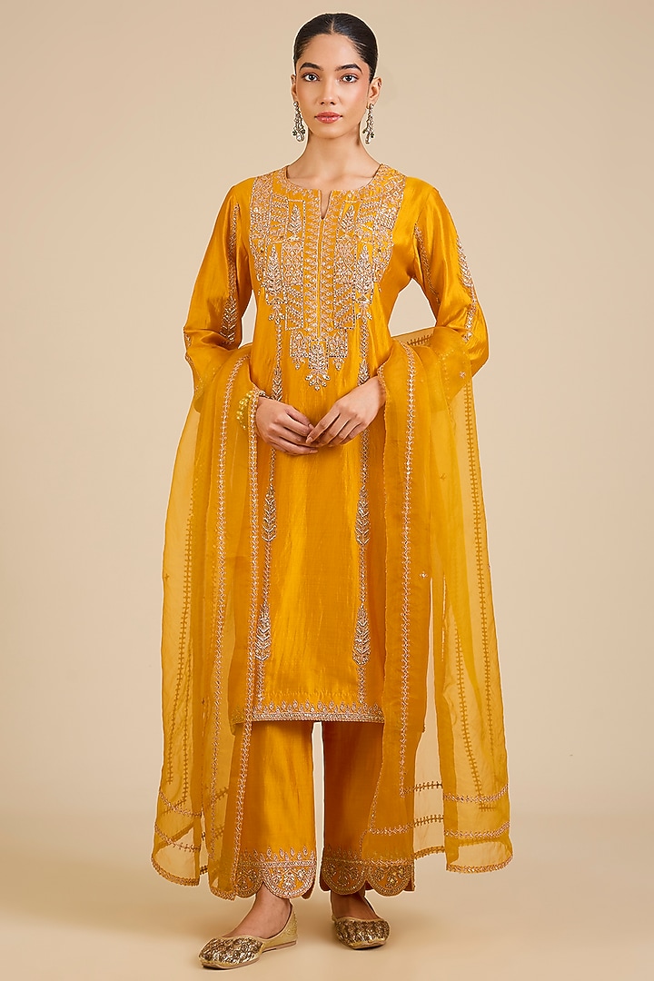 Mango Yellow Spun Silk Marori Embroidered Kurta Set by Surbhi Shah at Pernia's Pop Up Shop