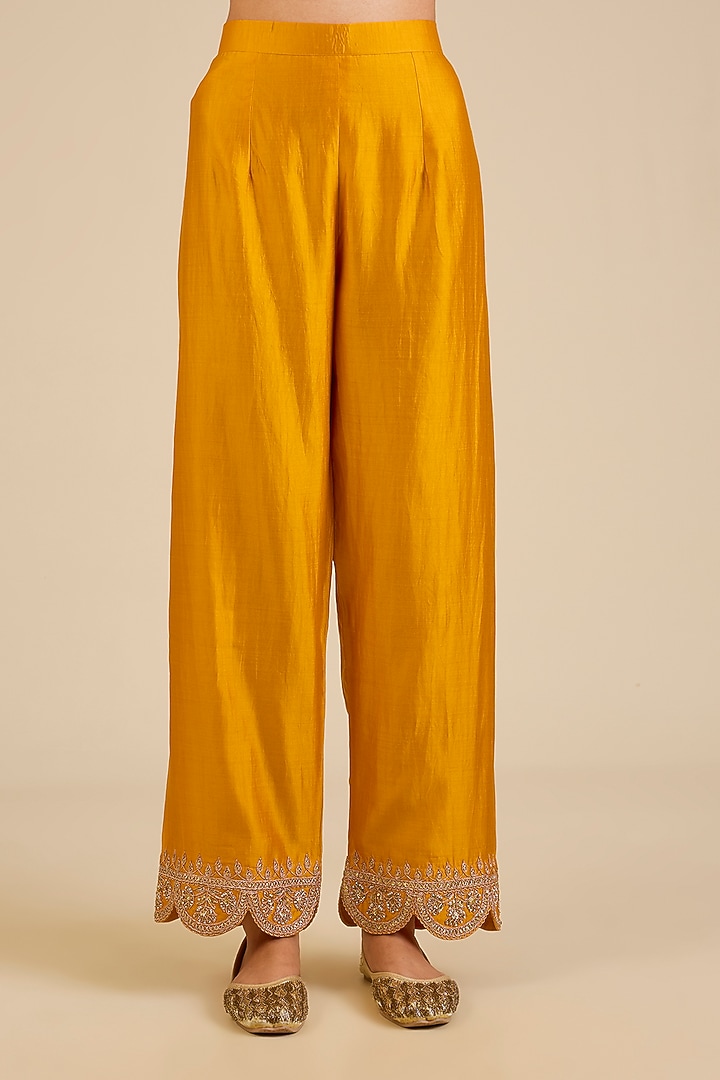 Mango Yellow Spun Silk Marori Embroidered Kurta Set by Surbhi Shah at Pernia's Pop Up Shop