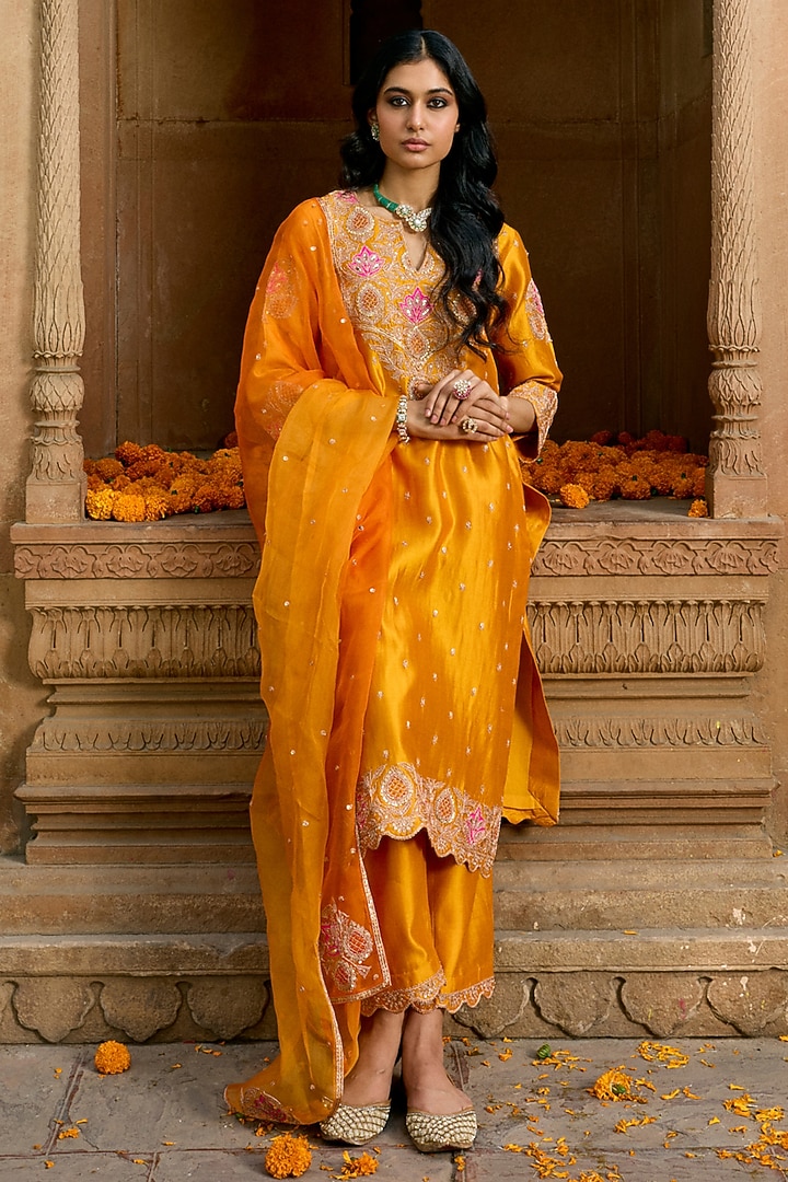 Mango Yellow Spun Silk Mukesh Work Kurta Set by SURBHI SHAH at Pernia's Pop Up Shop