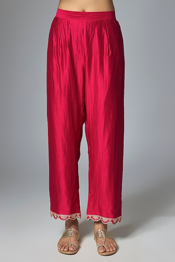 Maroon Spun Silk Kurta Set by SURBHI SHAH at Pernia's Pop Up Shop