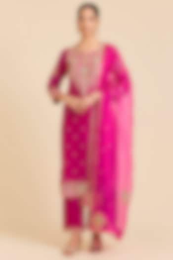 Maroon Spun Silk Marori Embroidered Kurta Set by SURBHI SHAH at Pernia's Pop Up Shop