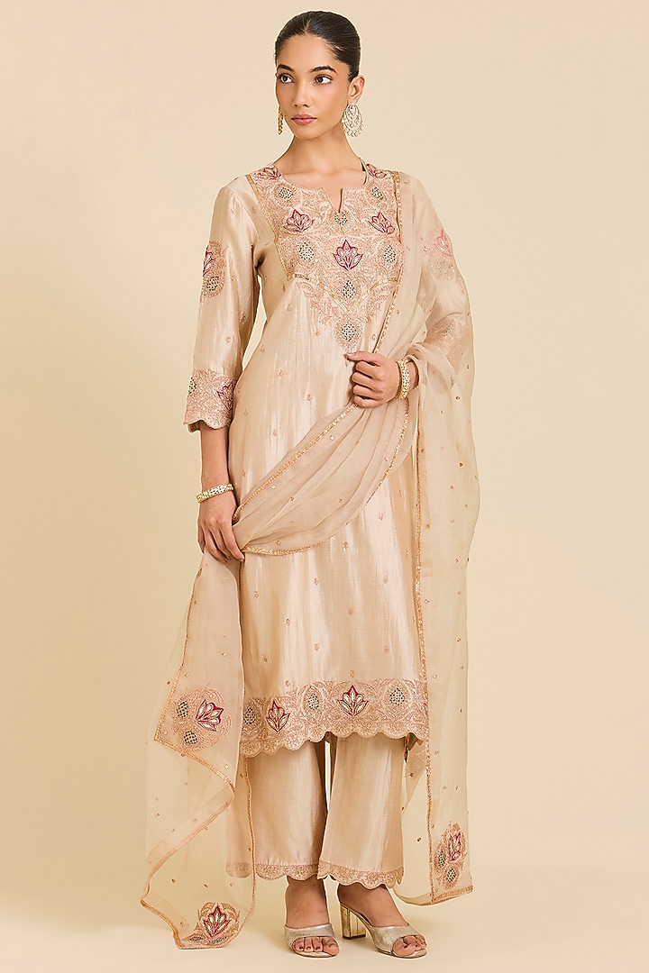 Champagne Spun Silk Marori Embroidered Kurta Set by SURBHI SHAH at Pernia's Pop Up Shop