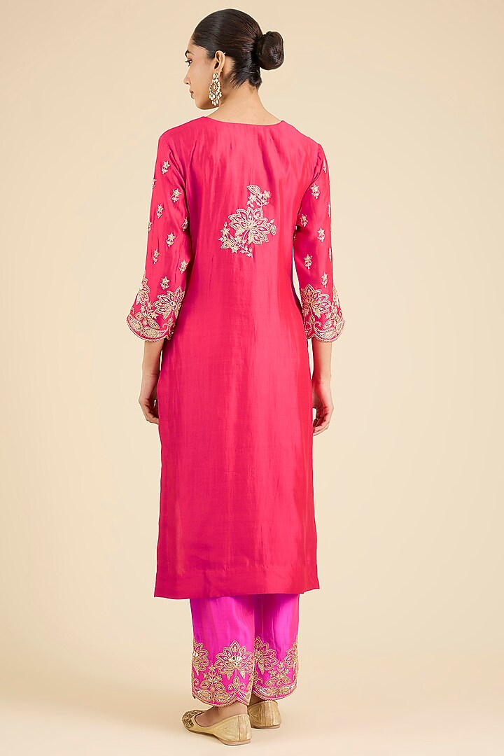 Strawberry Red Spun Silk Embroidered Kurta Set by SURBHI SHAH at Pernia's Pop Up Shop