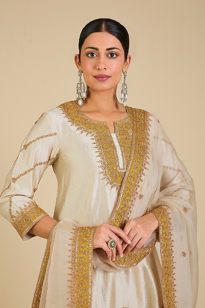 Pearl White Spun Silk Patch Work Kurta Set by SURBHI SHAH at Pernia's Pop Up Shop