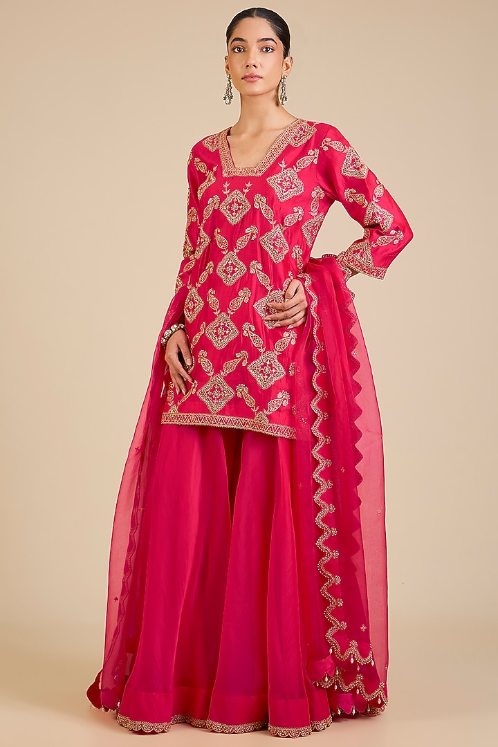 Strawberry Red Spun Silk Marori & Mukaish Embroidered Bridal Sharara Set by Surbhi Shah at Pernia's Pop Up Shop