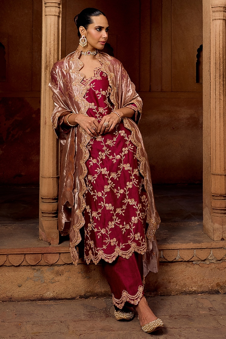 Berry Magenta Pure Spun Silk Marori Work Kurta Set by SURBHI SHAH at Pernia's Pop Up Shop