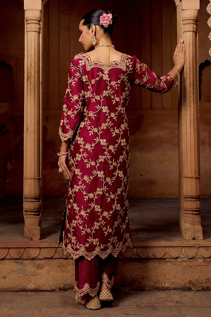 Berry Magenta Pure Spun Silk Marori Work Kurta Set by SURBHI SHAH at Pernia's Pop Up Shop