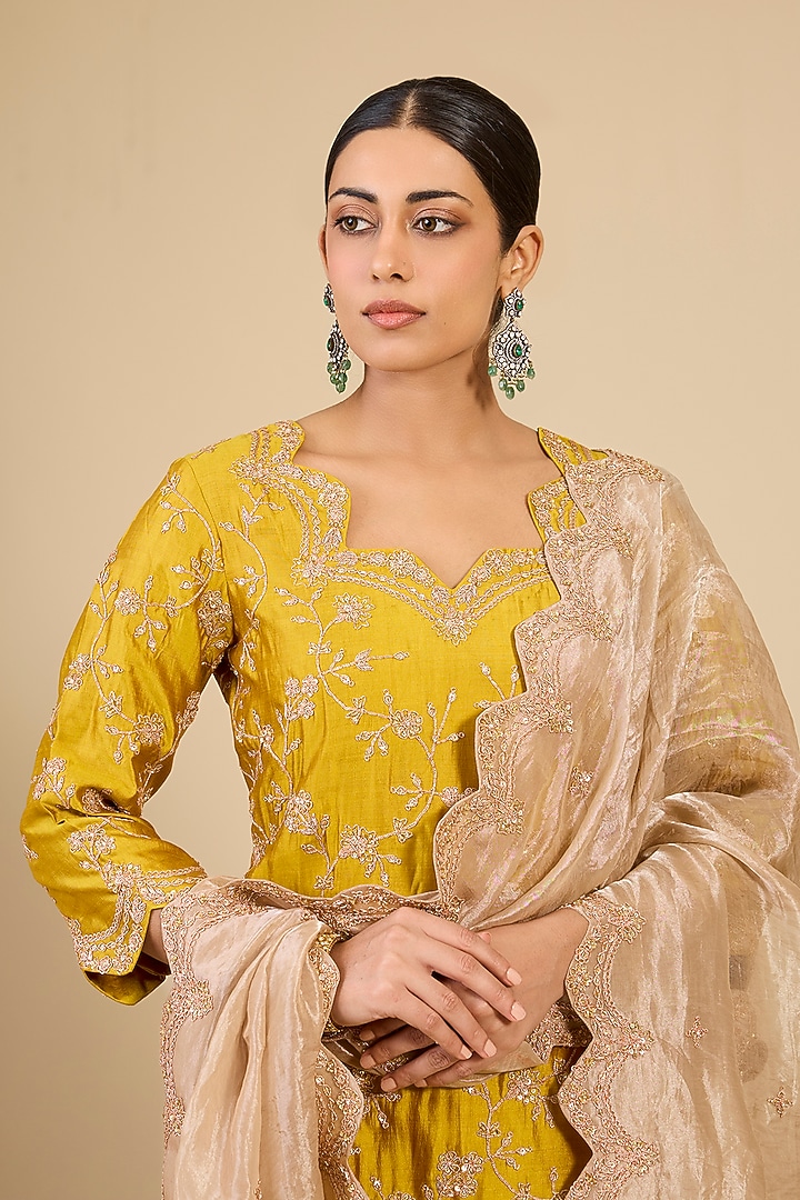 Mustard Yellow Spun Silk Marori Work Kurta Set by Surbhi Shah at Pernia's Pop Up Shop