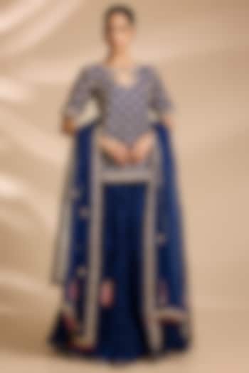 Navy Blue Spun Silk Mukaish Embroidered Kurta Set by Surbhi Shah at Pernia's Pop Up Shop