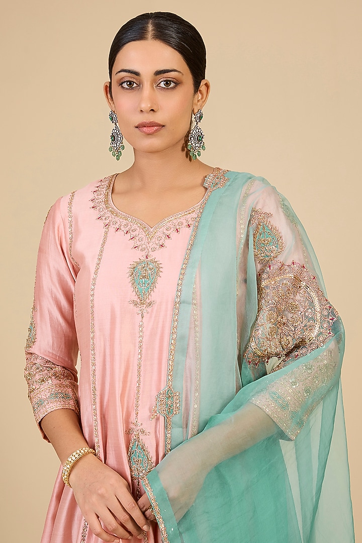 Powder Blue Spun Silk Mukaish Work Kurta Set by Surbhi Shah at Pernia's Pop Up Shop