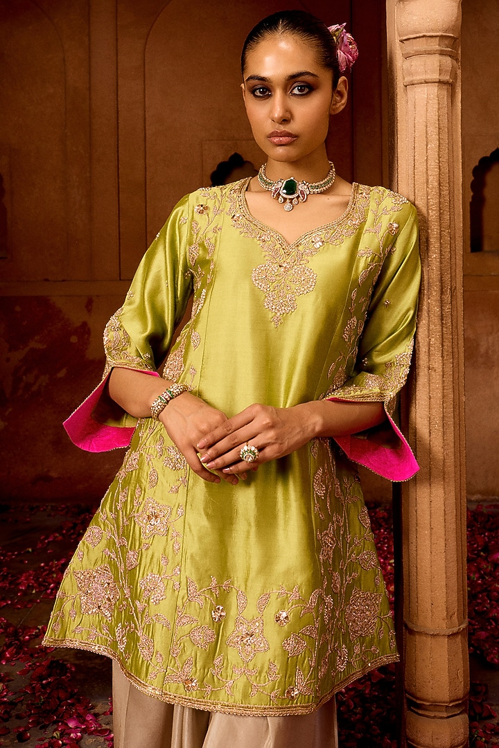 Powder Lemon Green Spun Silk Mukesh Work Kurta Set by SURBHI SHAH at Pernia's Pop Up Shop