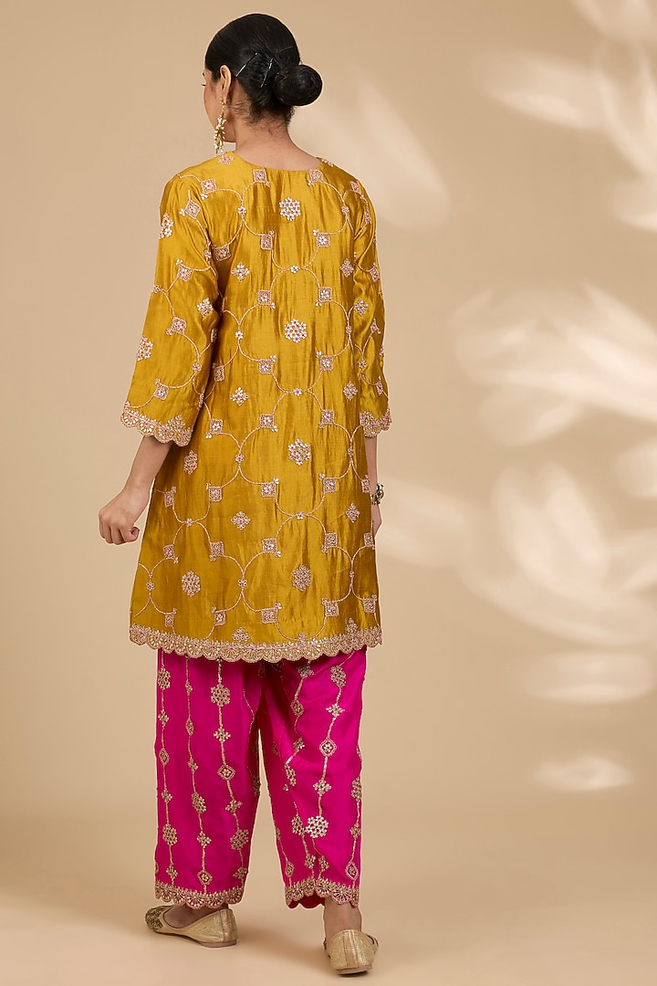 Mustard Yellow Spun Silk Gota Patti Work Kurta Set by SURBHI SHAH at Pernia's Pop Up Shop