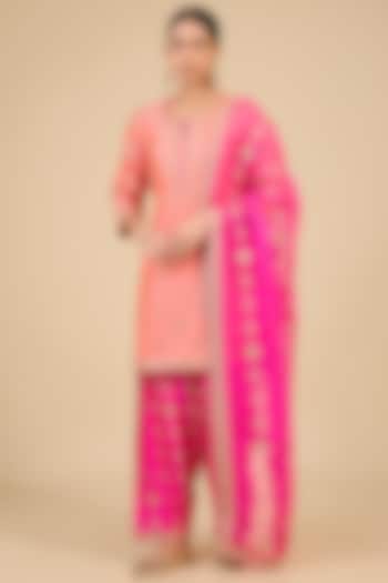 Coral Peach Marori Embroidered Kurta Set by SURBHI SHAH at Pernia's Pop Up Shop