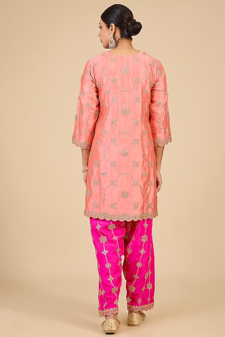 Coral Peach Marori Embroidered Kurta Set by SURBHI SHAH at Pernia's Pop Up Shop
