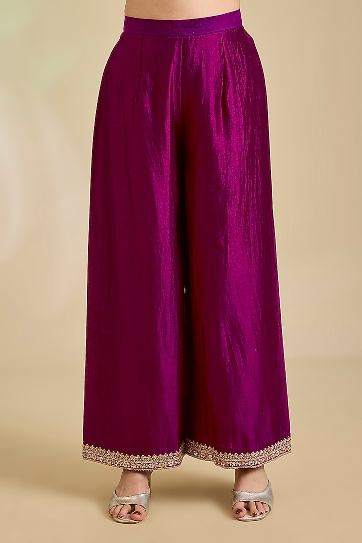 Berry Magenta Spun Silk Aari Embroidered Kurta Set by SURBHI SHAH at Pernia's Pop Up Shop