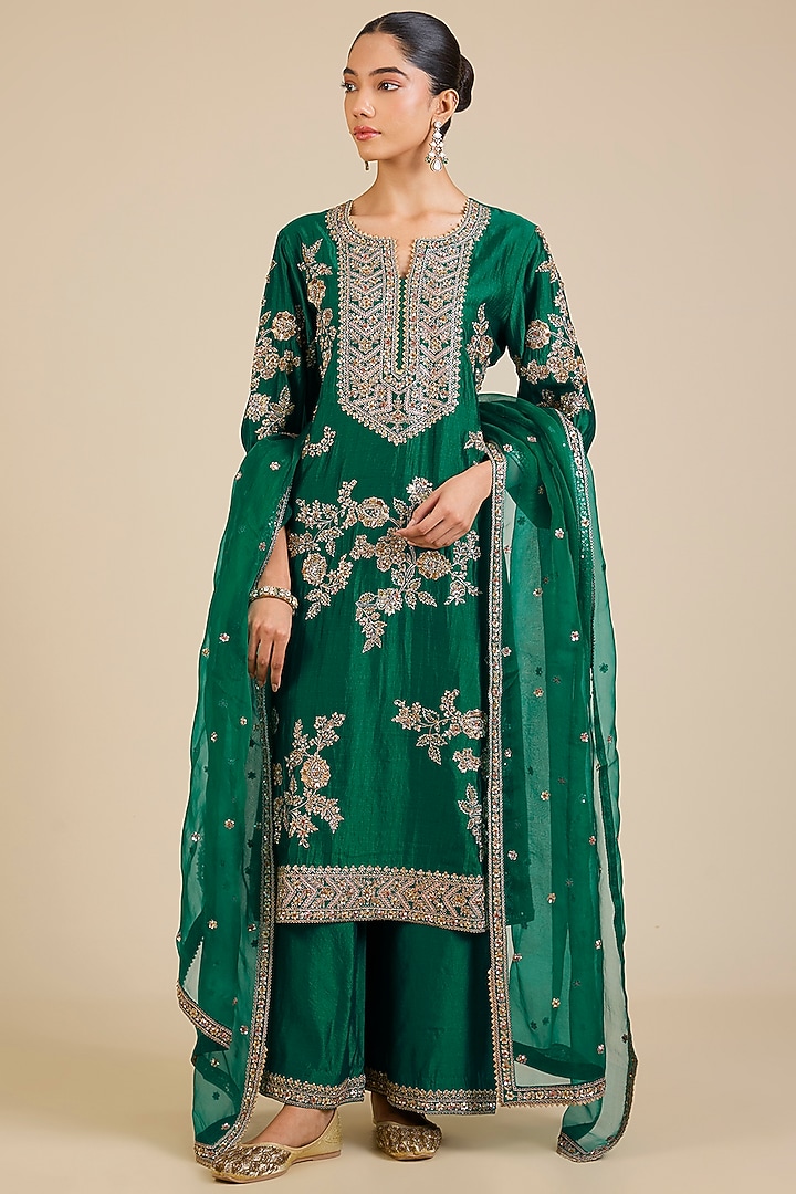 Emerald Green Spun Silk Aari & Zardosi Embroidered Kurta Set by Surbhi Shah at Pernia's Pop Up Shop