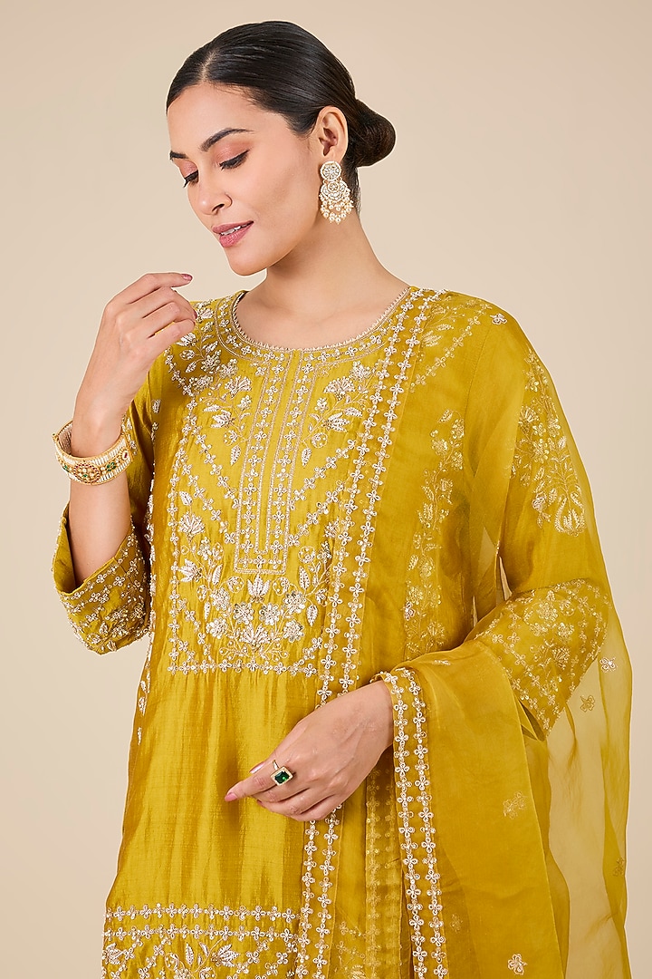 Mustard Yellow Spun Silk Zardosi Work Kurta Set by Surbhi Shah at Pernia's Pop Up Shop