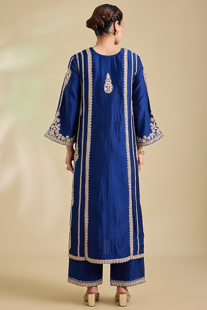 Navy Blue Spun Silk Marori Embroidered Kurta Set by SURBHI SHAH at Pernia's Pop Up Shop