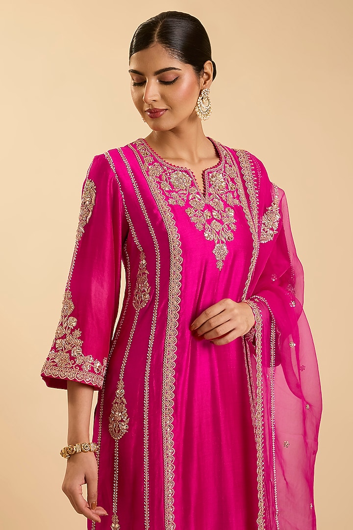 Red & Rani Pink Ombre Spun Silk Mukaish Work Kurta Set by Surbhi Shah at Pernia's Pop Up Shop