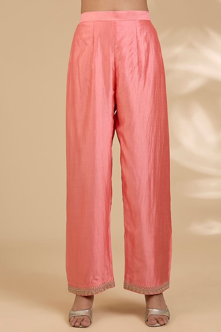 Coral Peach Spun Silk Mukaish Work Kurta Set by SURBHI SHAH at Pernia's Pop Up Shop