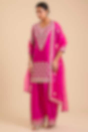 Rani Pink Spun Silk Aari & Zardosi Embroidered Kurta Set by SURBHI SHAH at Pernia's Pop Up Shop