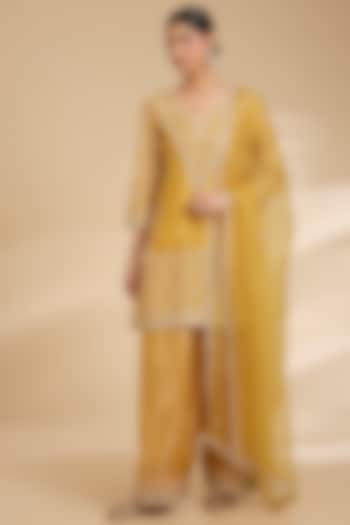 Pastel Mango Spun Silk Zardosi Work Kurta Set by Surbhi Shah at Pernia's Pop Up Shop