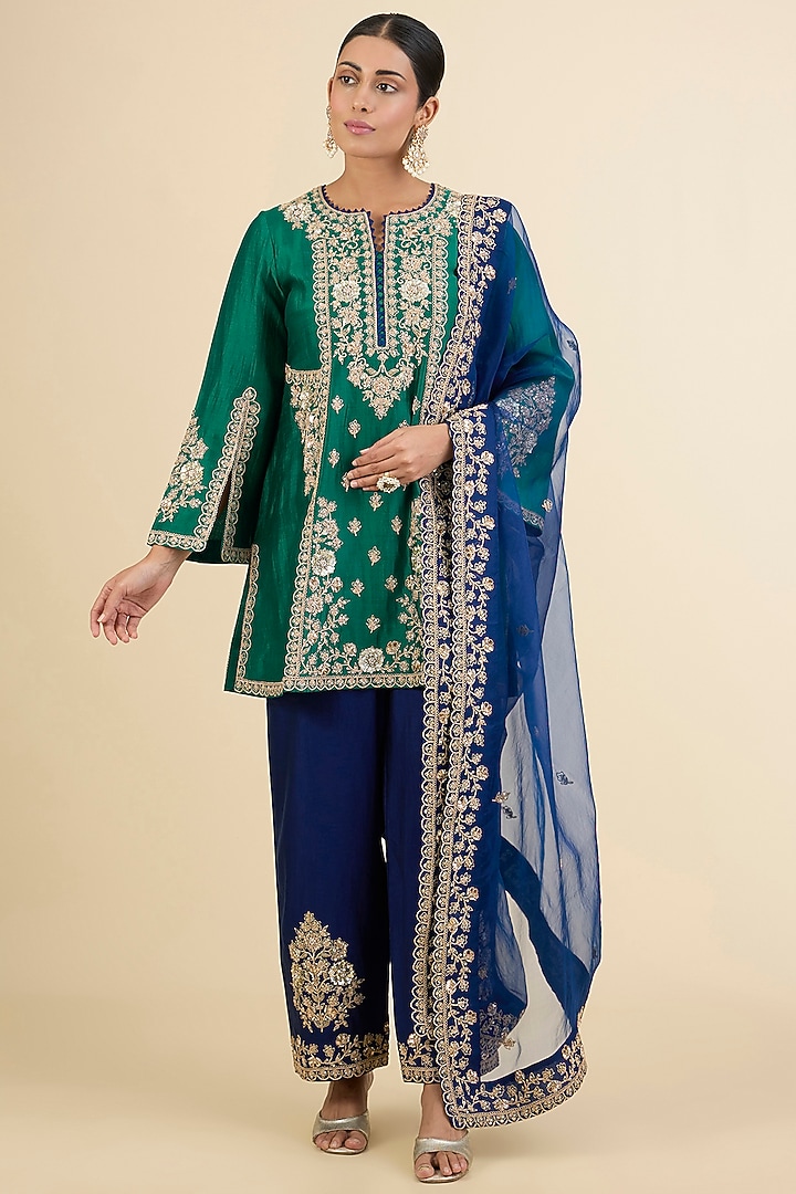Emerald Green & Navy Blue Spun Silk Marori Embroidery Kurta Set by Surbhi Shah at Pernia's Pop Up Shop