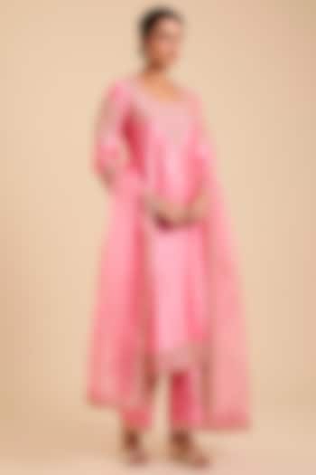 Raspberry Pink Spun Silk Marori & Mukaish Kurta Set by SURBHI SHAH at Pernia's Pop Up Shop