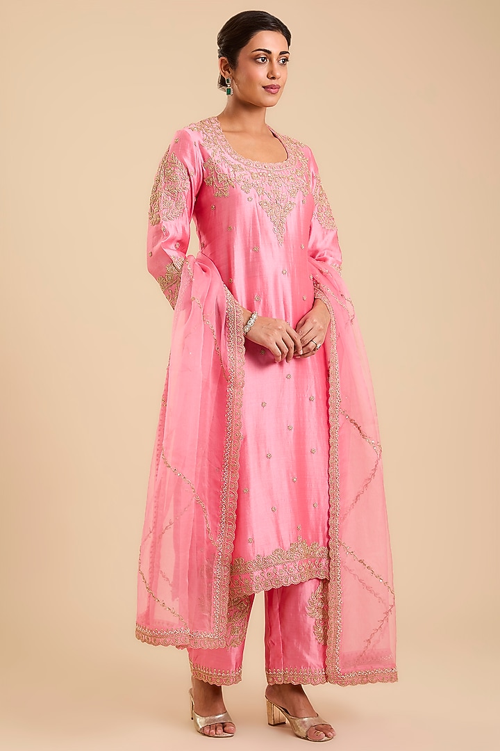 Raspberry Pink Spun Silk Marori & Mukaish Kurta Set by SURBHI SHAH at Pernia's Pop Up Shop