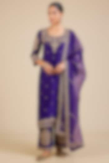 Purple Spun Silk Marori & Mukaish Embroidered Kurta Set by Surbhi Shah at Pernia's Pop Up Shop