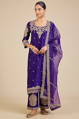 Purple Spun Silk Marori & Mukaish Embroidered Kurta Set by Surbhi Shah