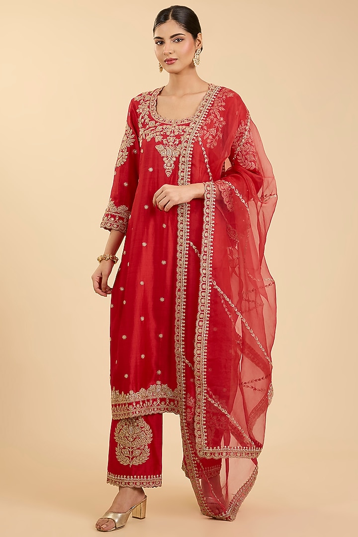 Sunset Red Spun Silk Mukaish Work Kurta Set by Surbhi Shah at Pernia's Pop Up Shop