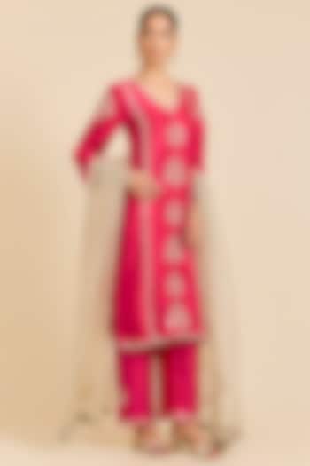 Stawberry Red Spun Silk Mirror Embroidered Kurta Set by SURBHI SHAH at Pernia's Pop Up Shop