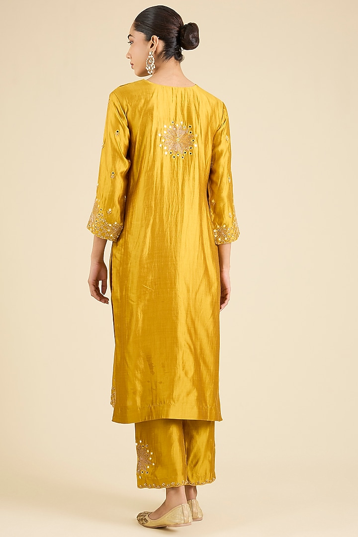 Mustard Spun Silk Embroidered Kurta Set by SURBHI SHAH at Pernia's Pop Up Shop