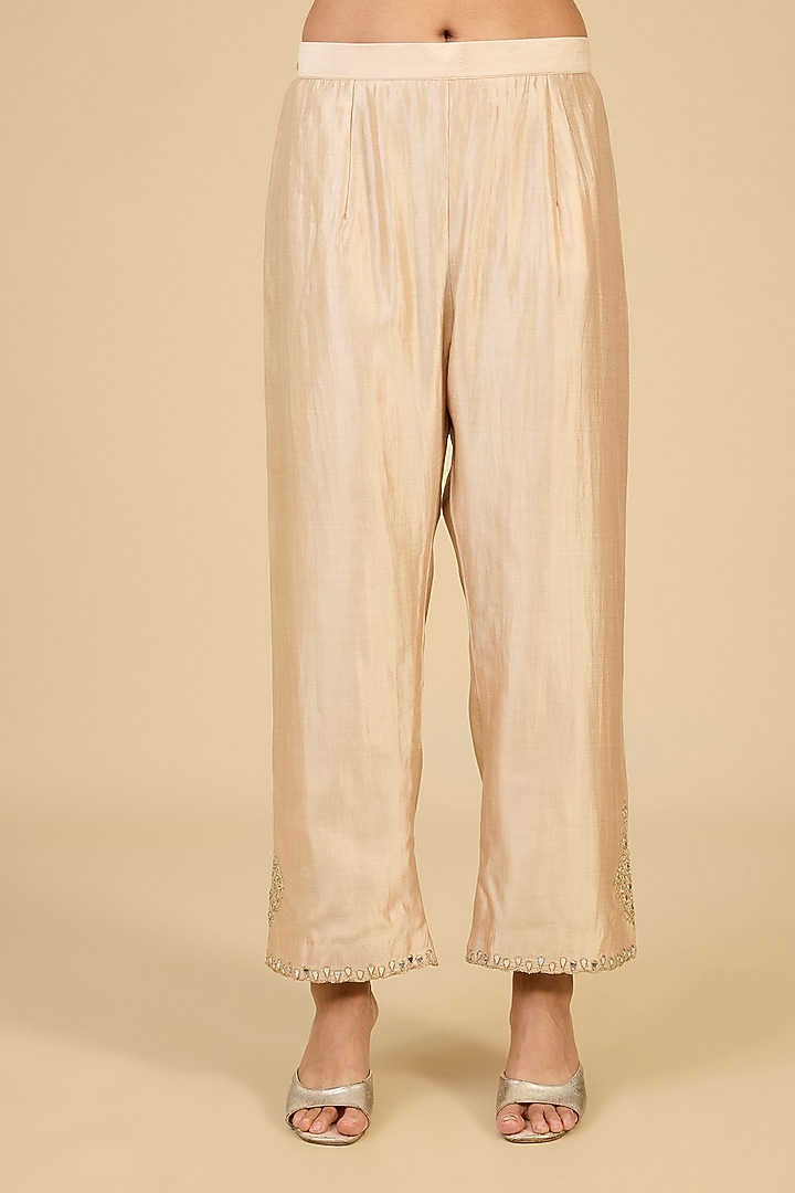 Champagne Spun Silk Mirror Embroidered Kurta Set by SURBHI SHAH at Pernia's Pop Up Shop