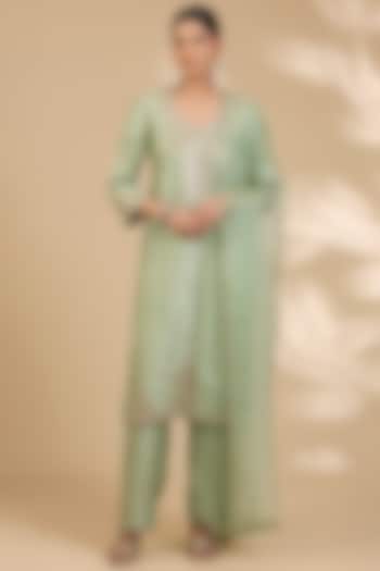 Pistachio Green Spun Silk Mirror Work Kurta Set by SURBHI SHAH at Pernia's Pop Up Shop