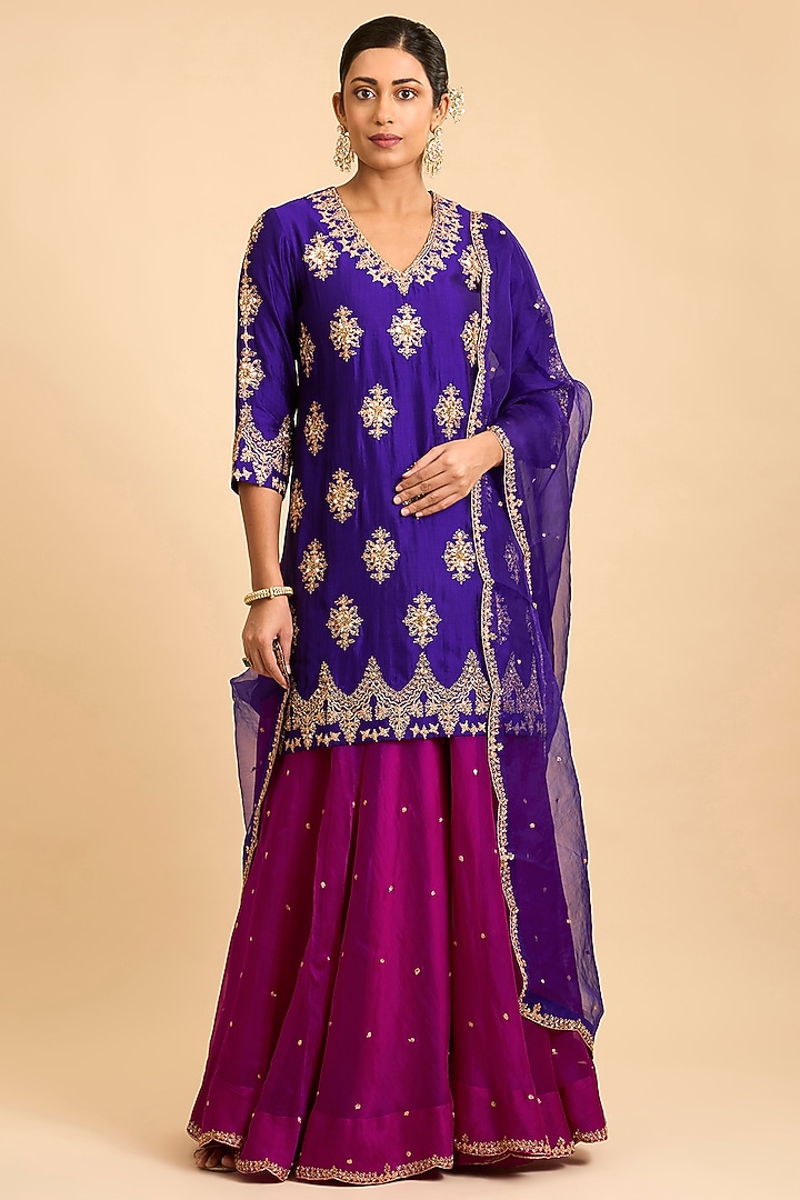 Purple Spun Silk Mukesh Embroidered Kurta Set by Surbhi Shah at Pernia's Pop Up Shop