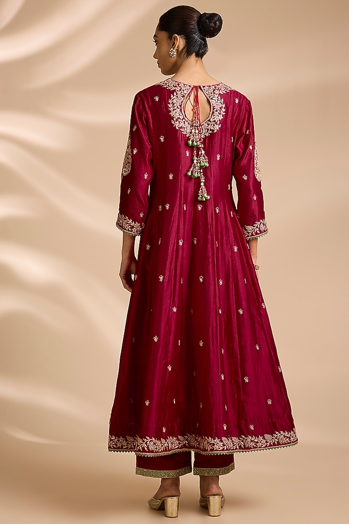 Maroon Spun Silk Marori Embroidered Bridal Anarkali Set by Surbhi Shah at Pernia's Pop Up Shop