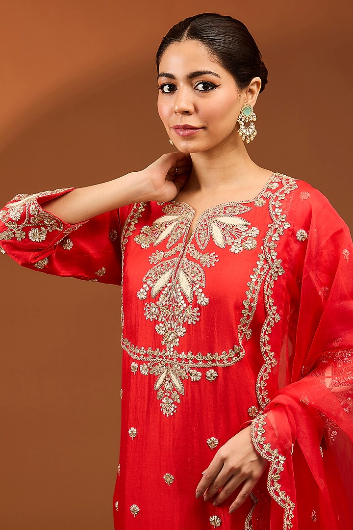 Red Pure Spun Silk Pearl Work Kurta Set by SURBHI SHAH at Pernia's Pop Up Shop