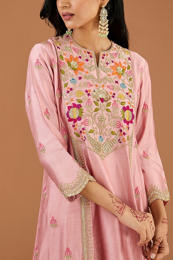 Powder Pink Spun Silk Marori Work Kurta Set by SURBHI SHAH at Pernia's Pop Up Shop