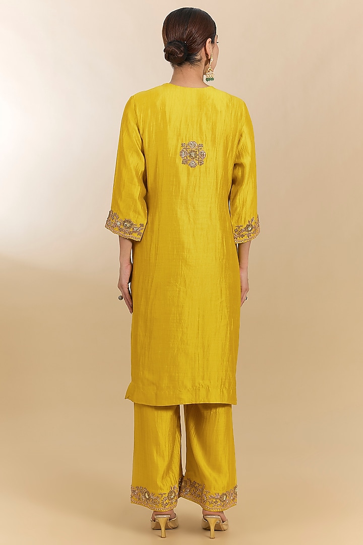 Lime Spun Silk Zardosi Work Kurta Set by SURBHI SHAH at Pernia's Pop Up Shop