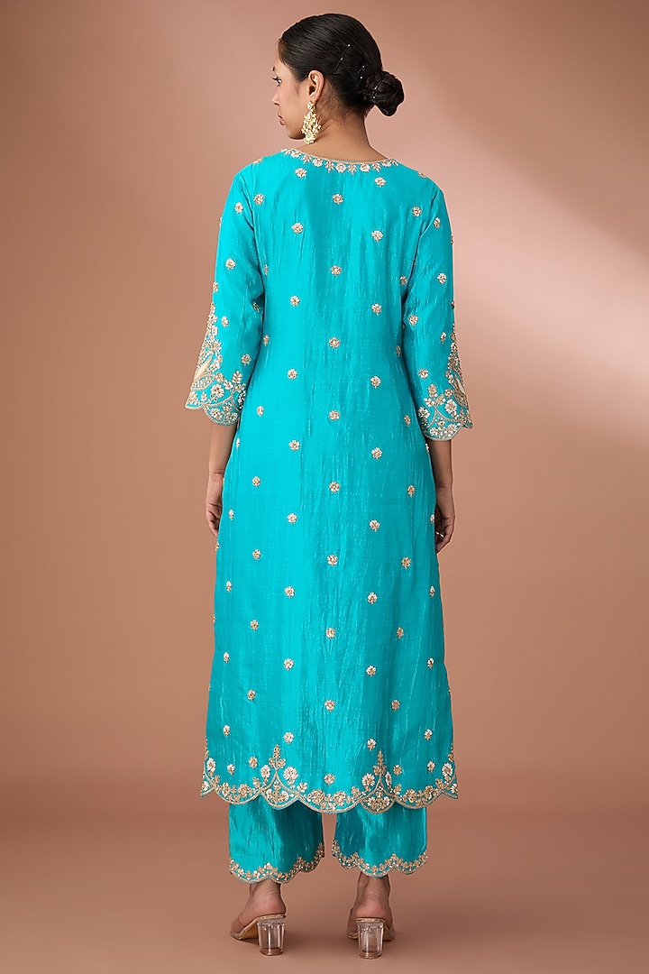 Turquoise Pure Spun Silk Kurta Set by SURBHI SHAH at Pernia's Pop Up Shop
