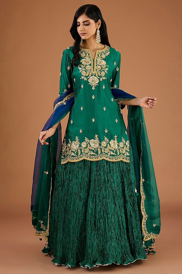 Emerald Green Kora Silk Crushed Skirt Set by SURBHI SHAH at Pernia's Pop Up Shop