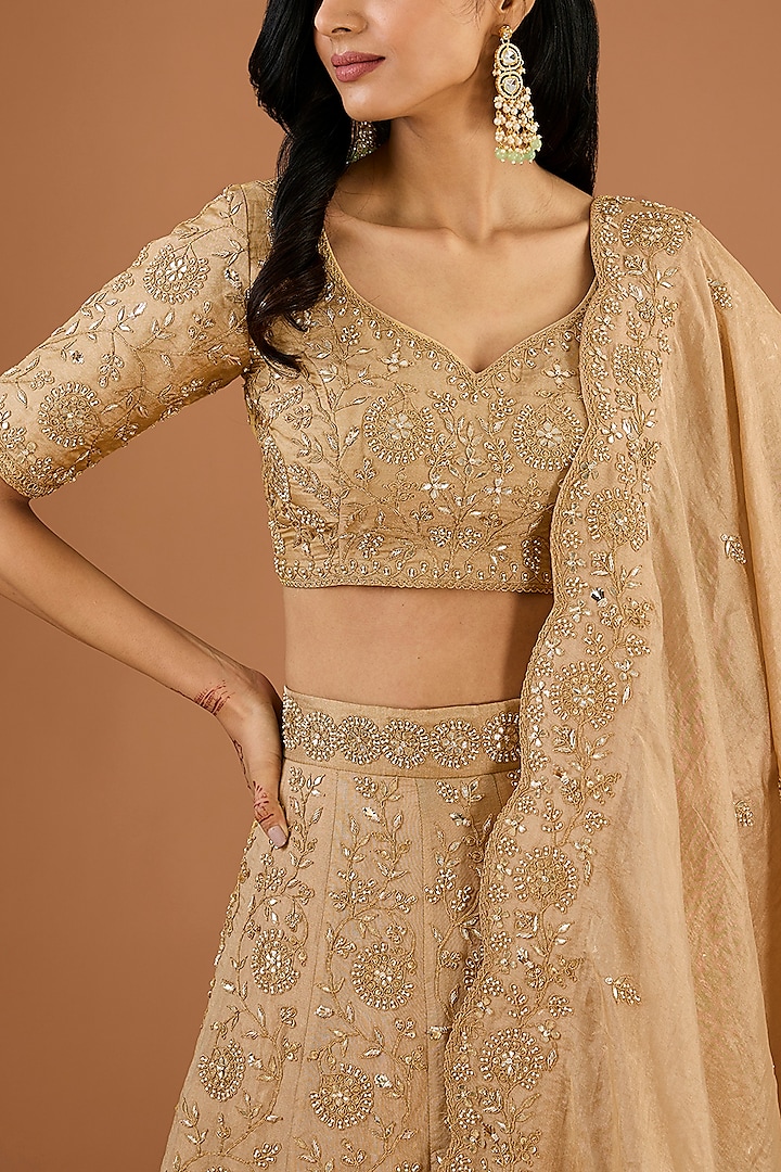 Golden Tissue Zardosi & Pearl Work Bridal Lehenga Set by SURBHI SHAH at Pernia's Pop Up Shop