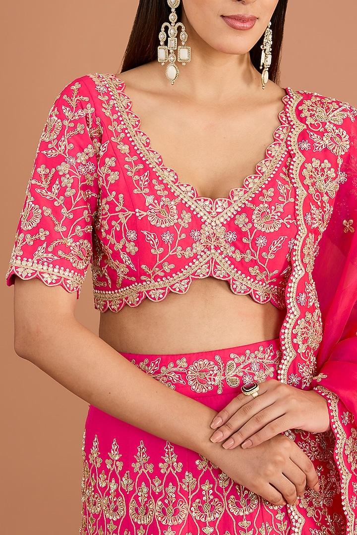 Red Silk Zardosi & Resham Embroidered Bridal Lehenga Set by SURBHI SHAH at Pernia's Pop Up Shop